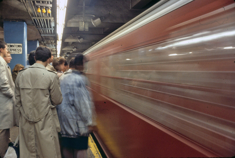 Illustration for article titled 37 Rare and Beautiful Images of the NYC Subway in the 1980s